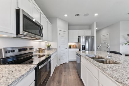Eastwood at Sonterra by Century Communities in Jarrell - image 5
