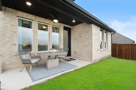 Reunion by UnionMain Homes in Rhome - image 3