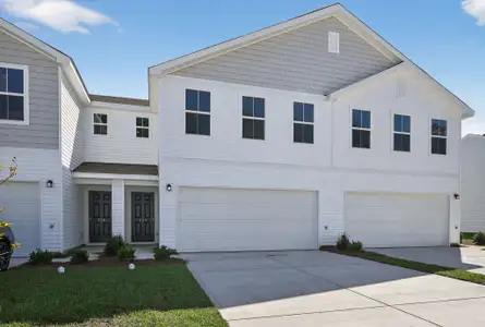 Graystone Townhomes by Century Complete in Florence - image