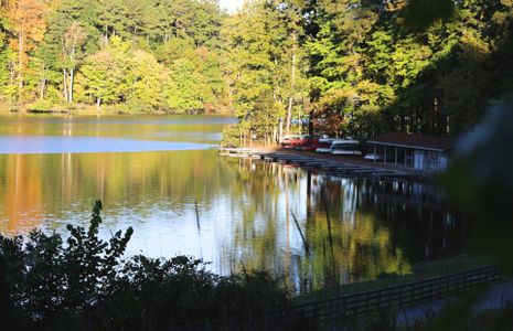 7 miles to Umstead State Park