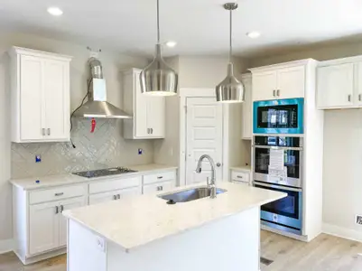 Saundersville Station by Southeastern Building Corporation in Hendersonville - image 7