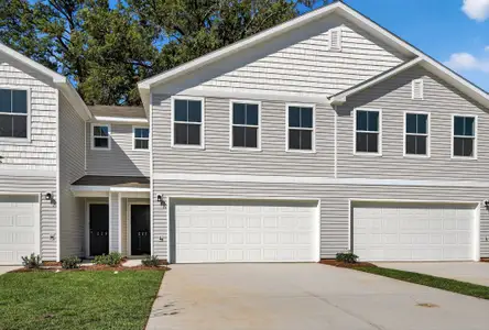 Graystone Townhomes by Century Complete in Florence - image