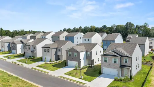 Pointe Park by D.R. Horton in Union City - image