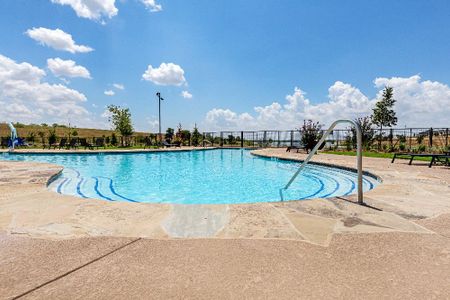 Reunion by UnionMain Homes in Rhome - image 20