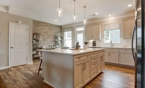 Bryton Crossing Townhomes by Eastwood Homes in Huntersville - image 18