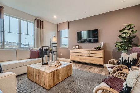Floret Collection at The Outlook at Southshore by Century Communities in Aurora - photo 18 18