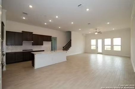 Arched Oaks by M/I Homes in Floresville - photo 15 15