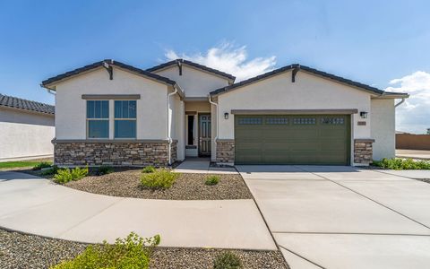Rancho Santa Rosa by CastleRock Communities in Maricopa - image 8