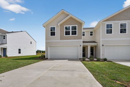 Graystone Townhomes by Century Complete in Florence - image