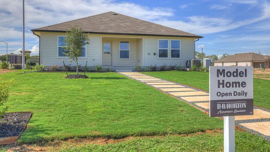 Arroyo Ranch by D.R. Horton in Seguin - photo 62 62