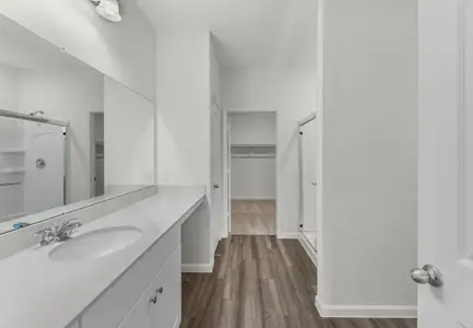 Vida Mar by Starlight Homes in League City - image 5