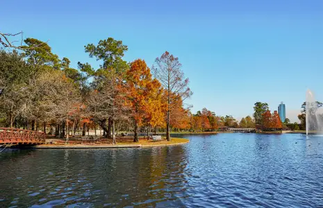 9 Miles from Lake Houston