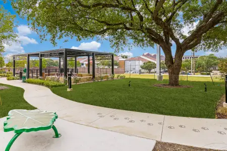 The Preserve on the Park by Cadence Homes in Addison - image 19