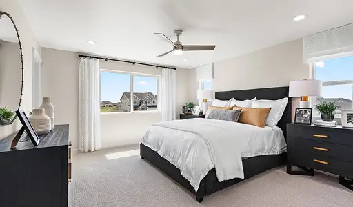 Seasons at Vista Del Sur by Richmond American Homes in Tolleson - image 13