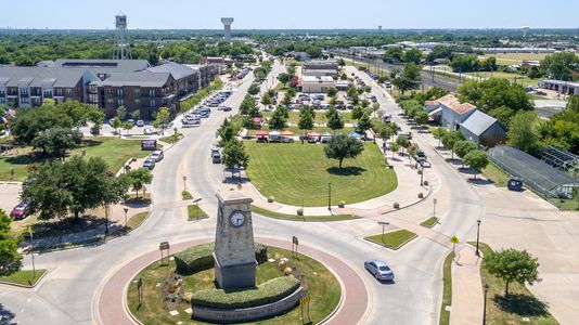 Lake Park by Landon Homes in Rowlett - photo