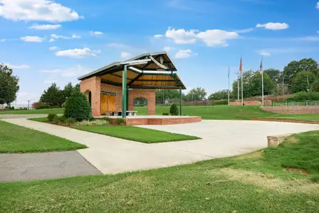 Oxford Glen by Lennar in Claremont - image