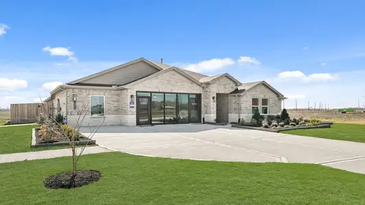 Riverside Estates by D.R. Horton in Mont Belvieu - image