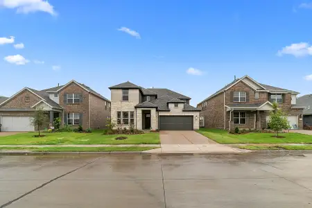Lily Creek at Sutton Fields by M/I Homes in Aubrey - image 6
