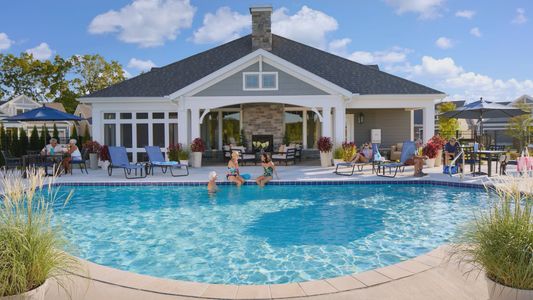 Courtyards by Carrell by Epcon Communities in Ocean Isle Beach - image