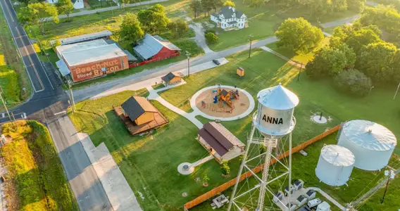 Leonard Trails by Pacesetter Homes in Anna - image