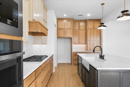 Spring Valley Ranch by Doug Parr Custom Homes in Paradise - image 8