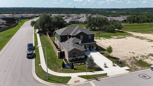 Lively Ranch: Claremont Collection by Lennar in Georgetown - photo 8 8