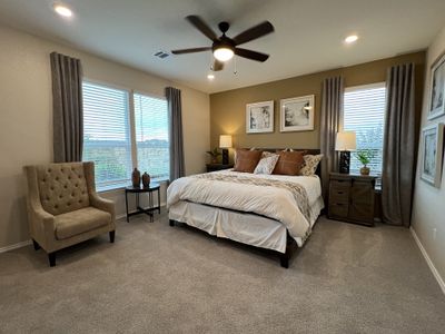 Salerno - Hallmark Collection by KB Home in Round Rock - photo 32 32