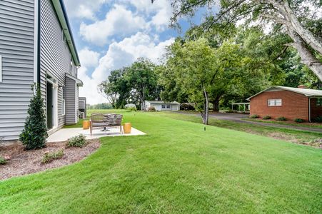 Berea Farms by Eastwood Homes in Four Oaks - photo 12 12