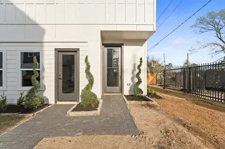 Highland Gardens by Faircroft Homes in Houston - image 3