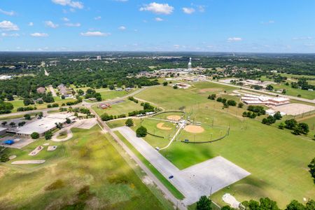 East Oak Creek 50-55 by Bloomfield Homes in Commerce - image 10