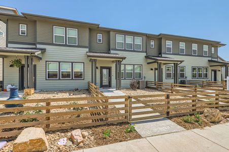 Waterfield - Townhomes by Dream Finders Homes in Fort Collins - photo 5 5