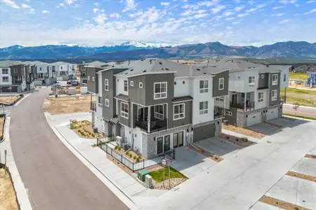 The Commons at Victory Ridge by Lokal Homes in Colorado Springs - image