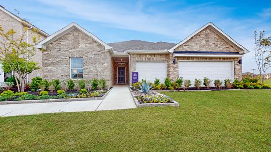 Prestige Collection at Overland Grove by Century Communities in Forney - photo 2 2