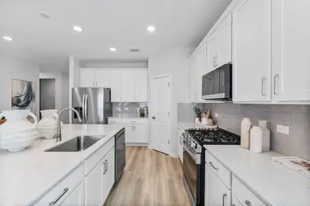 The Magnolia Series at Reserve East 7