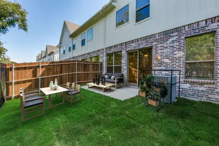 Enclave Villas Townhomes by Robbie Hale Homes in Dallas - photo 7 7
