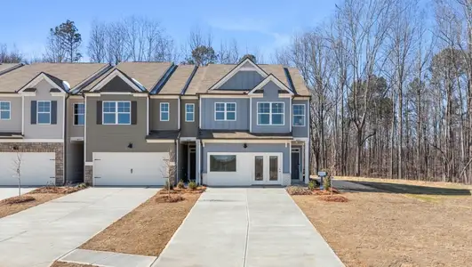 Oconee Overlook Townhomes by D.R. Horton in Gainesville - image