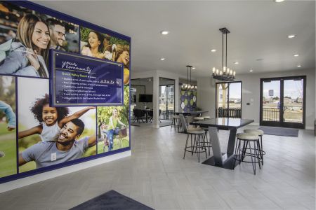 Coach House at Green Valley Ranch 15