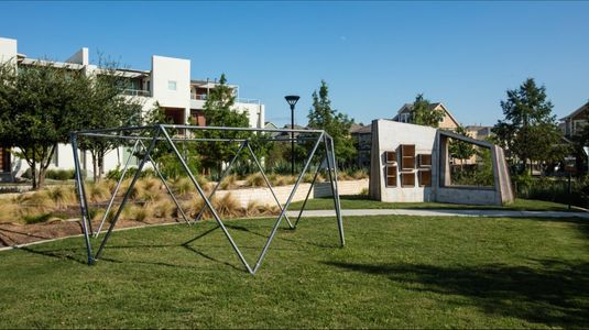 Mueller: 80'Row Homes by Lennar in Austin - photo 5 5