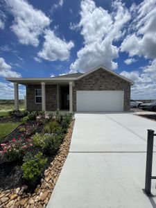 The Wilder by Starlight Homes in Adkins - photo 11 11