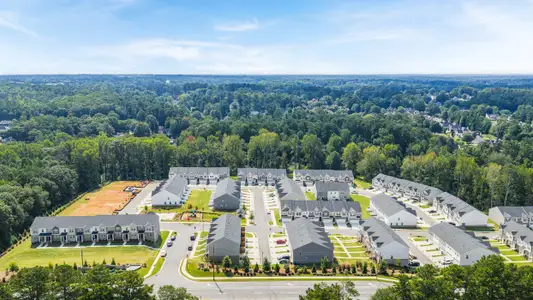 Inverness at Sugarloaf by D.R. Horton in Lawrenceville - image