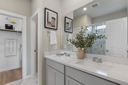 Creekhaven by Coventry Homes in Rosharon - image 8