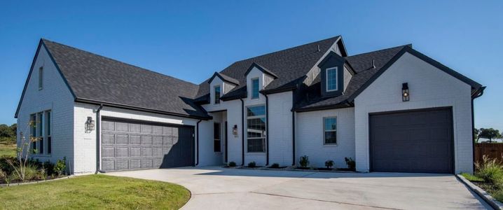 Thomas Crossing by Windmiller Custom Homes in Burleson - photo 10 10