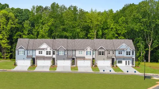 Oconee Overlook Townhomes by D.R. Horton in Gainesville - image