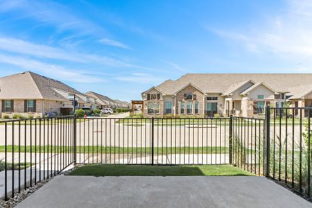 Mira Lagos by Grenadier Homes in Grand Prairie - image 17
