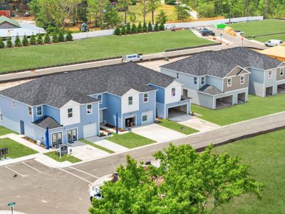 The Townhomes at Gateway Commons by Dream Finders Homes in Holly Ridge - image