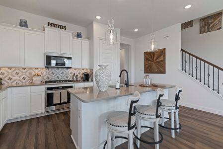 Sheppard's Place by HistoryMaker Homes in Waxahachie - photo 6 6