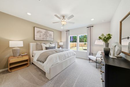 Liberty Collection at Maple Woods 14