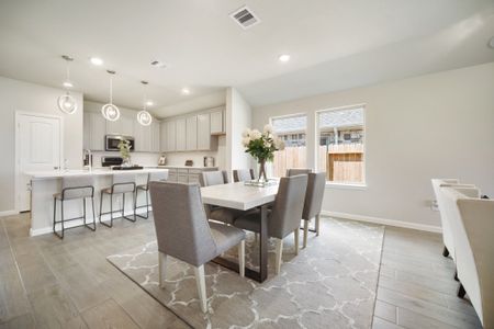 Montgomery Ridge: Founders 10
