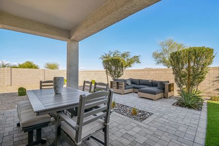 Alba at Amarillo Creek by Ashton Woods in Maricopa - image 5