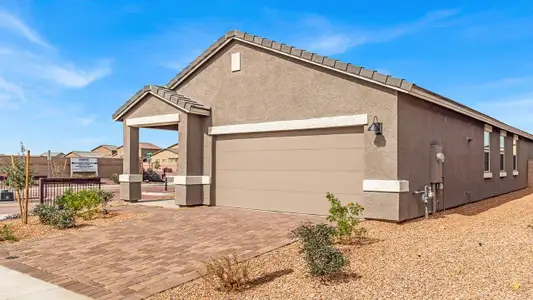 Coronet at Gladden Farms by D.R. Horton in Marana - image 5